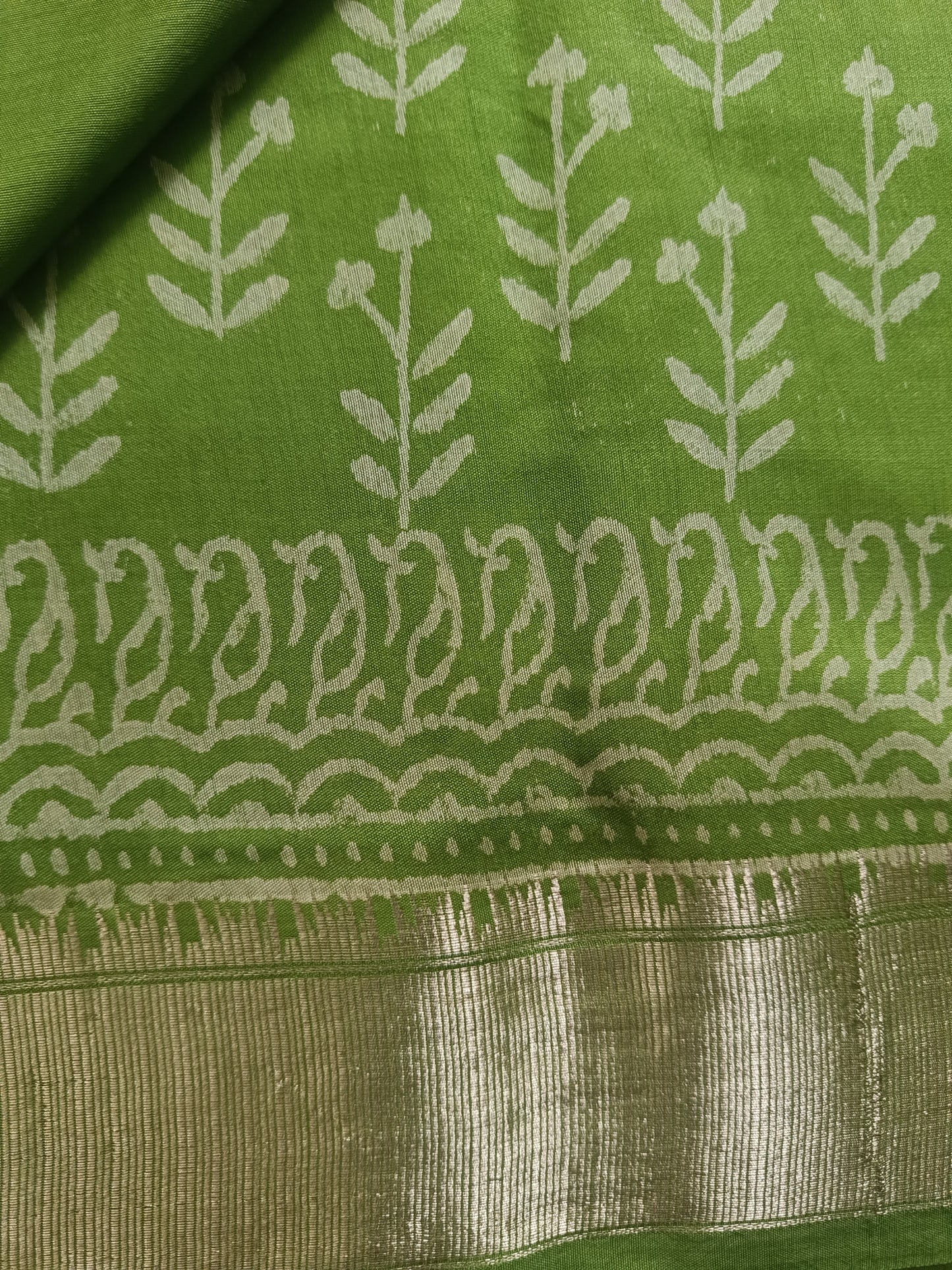 Art Silk Maheshwari Hand Block Print Saree - Light Green