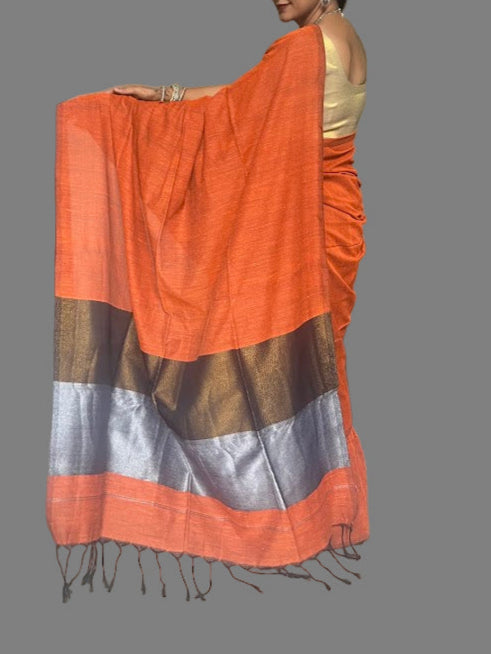 Plain Saree with Multi-Layer Zari Pallu