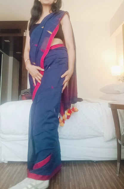 Bengal Cotton Jamdani Booti Saree - Blue