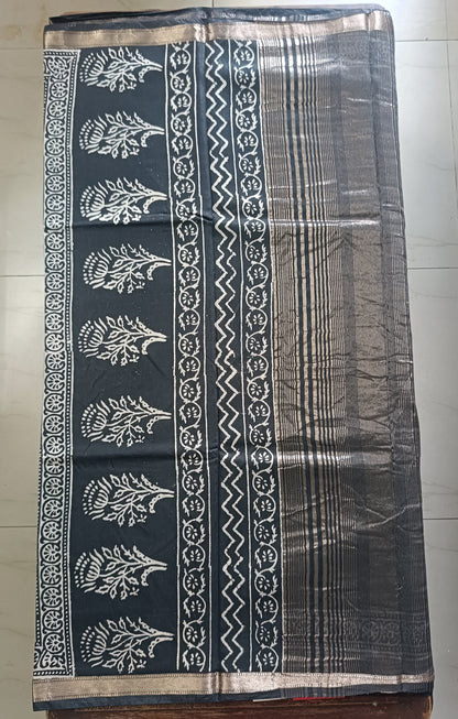 Art Silk Maheshwari Hand Block Print Saree - Black